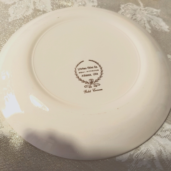 Lifetime China Co Semi-vitreous Alliance, Ohio, 6 dinner plates - Picture 3 of 3
